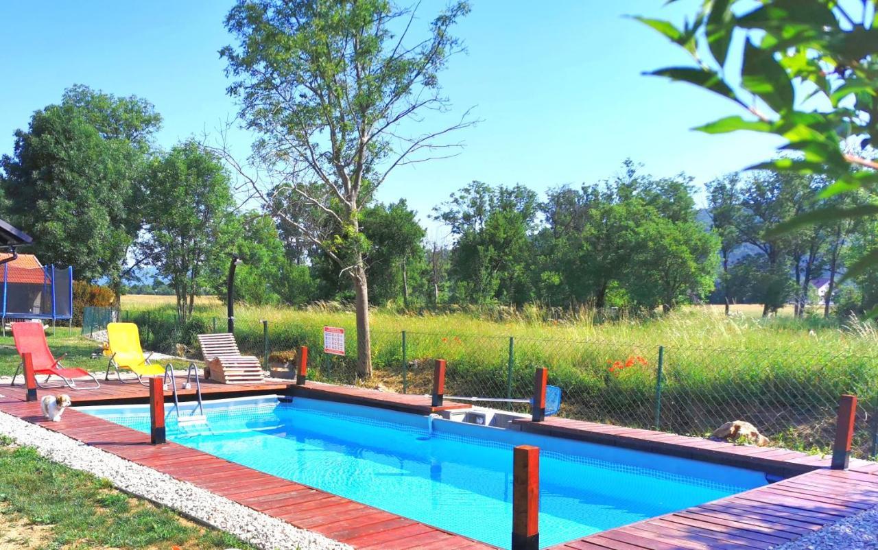 Sinac Holiday Home Melani מראה חיצוני תמונה