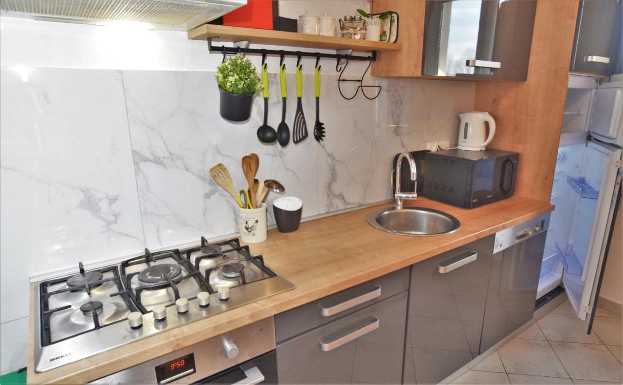 Sinac Holiday Home Melani מראה חיצוני תמונה